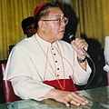 https://upload.wikimedia.org/wikipedia/commons/thumb/e/ee/Cardinal_Jaime_Sin_in_1988.jpg/120px-Cardinal_Jaime_Sin_in_1988.jpg